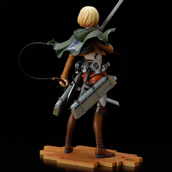 Figurine Armin Arlert 10cm – Articulée Et Interchangeable – Statue Anime Pour Bureau Et Collection
