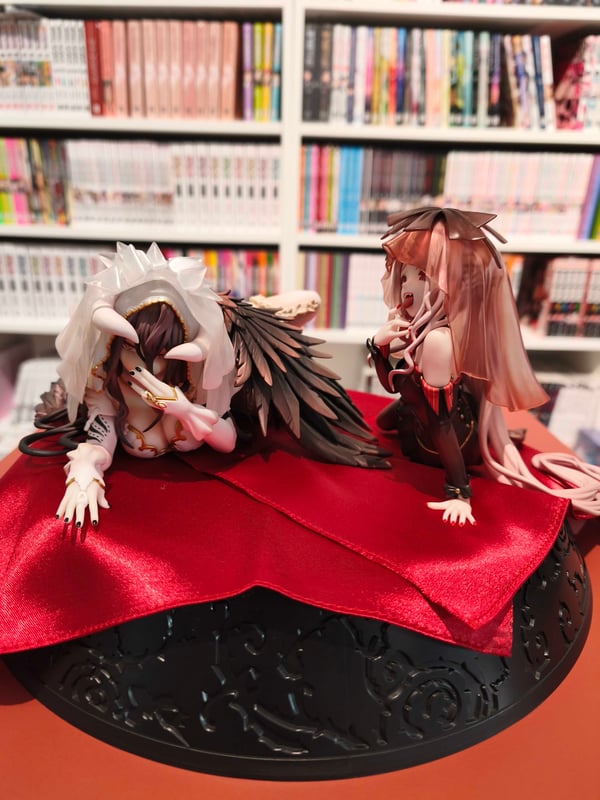 Albedo und Shalltear Bride Set