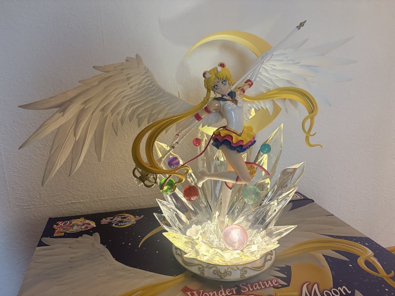 Sailor moon wonder statue 