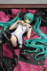 Hatsune Miku - World is Mine - Brown Frame (Good Smile) Re-Release 1/8 Figure - 5