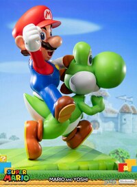 Mario & Yoshi - First 4 Figures - 16