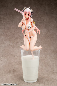 Super Sonico - Holstein Bikini - Genco - 12