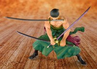 Pirate Hunter Zoro - Straw Hat Pirates Bandai Spirits Figuarts Zero - 4