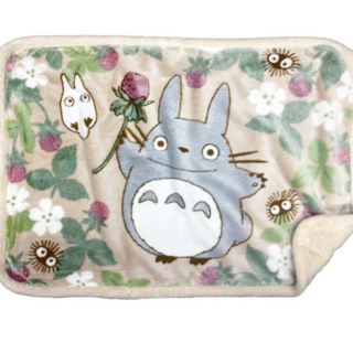  Totoro - Mein Nachbar Totoro - Decke (Fluffy Plaid Totoro Strawberry) (70 x 100 cm) - Marushin