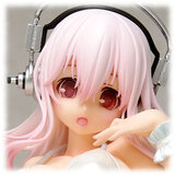 Super Sonico Beach Queen