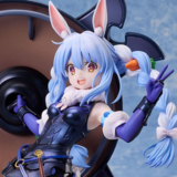 Usada Pekora × Mash Kyrielight - Aniplex